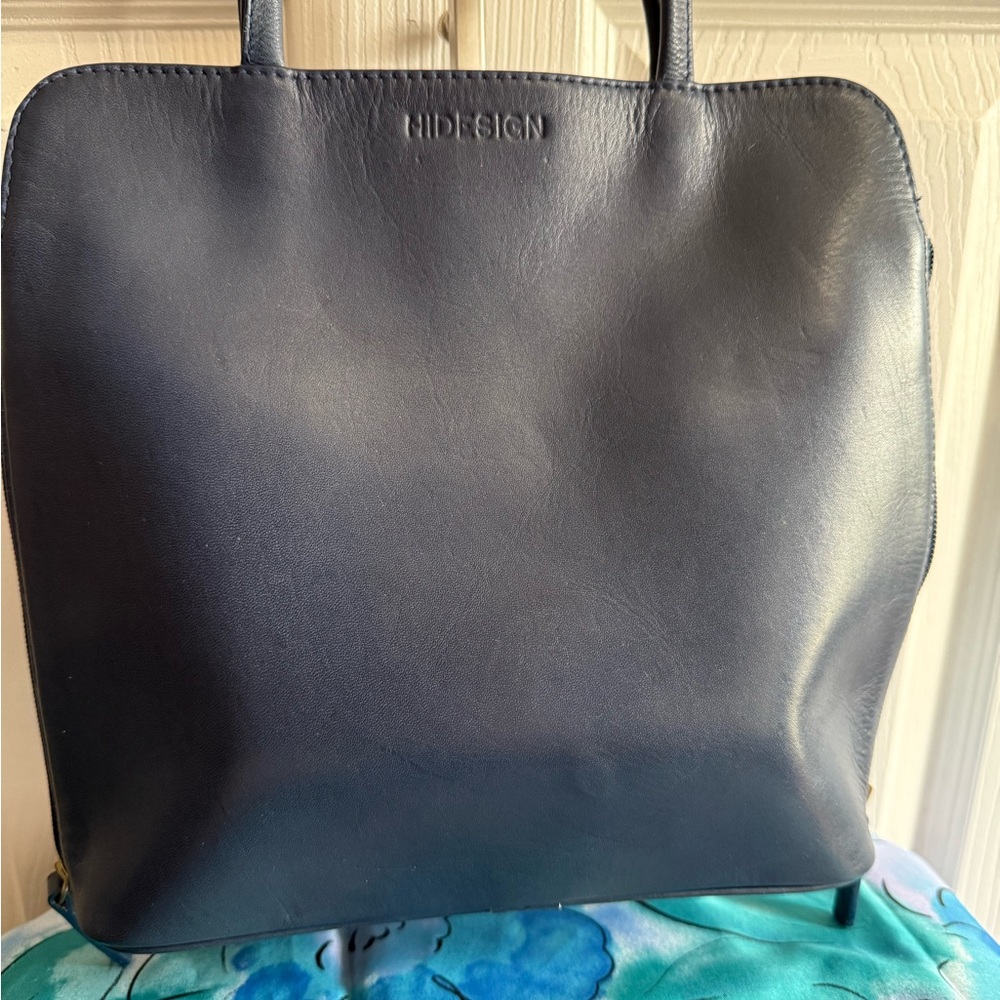 Navy Blue Hidesign Leather Tote bag